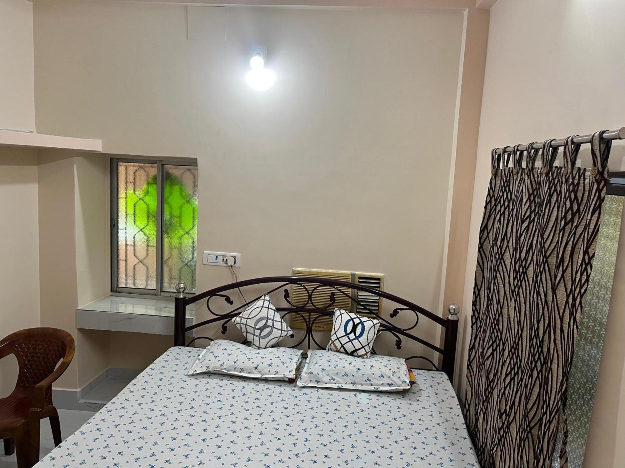 Anandi Home Stay Kolkata Exterior photo